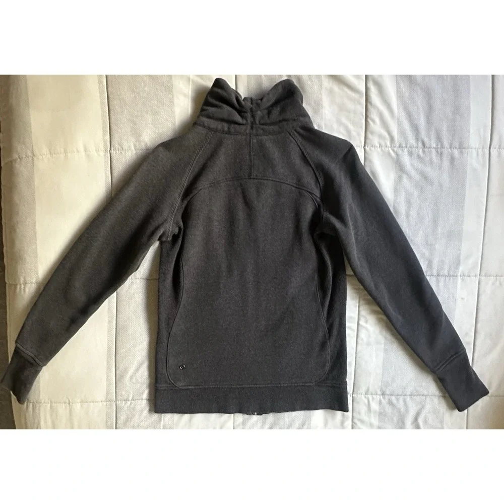 Lululemon Cozy Cuddle Up‎ Jacket Women's Size 6 Charcoal Gray